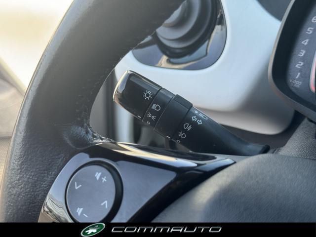 PEUGEOT 108 PureTech 82 3 porte Allure TOP!