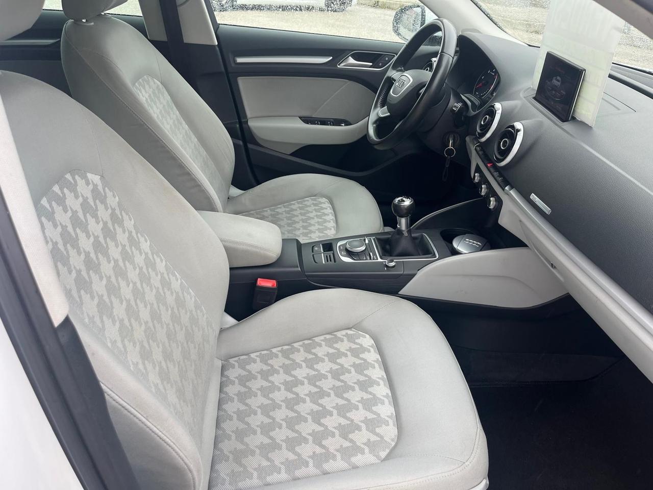 Audi A3 SPB 1.6 TDI Business