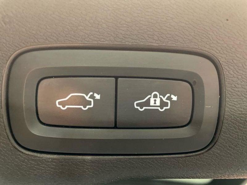 Volvo XC60 2.0 b4 Core auto