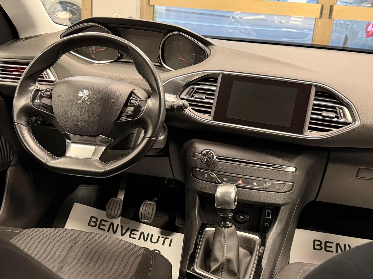 Peugeot 308 1.6 e-HDi 115 CV Stop&Start Allure