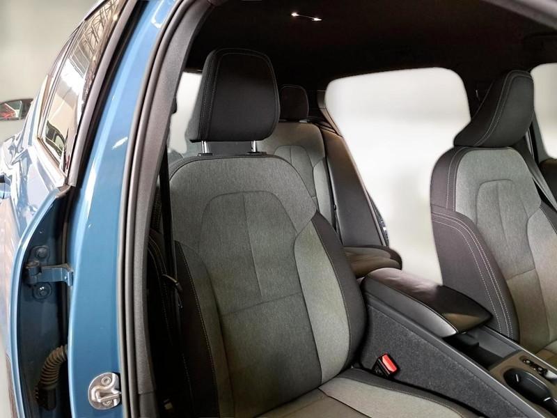 VOLVO XC40 T4 RECHARGE PLUG-IN AUTO CORE SUV