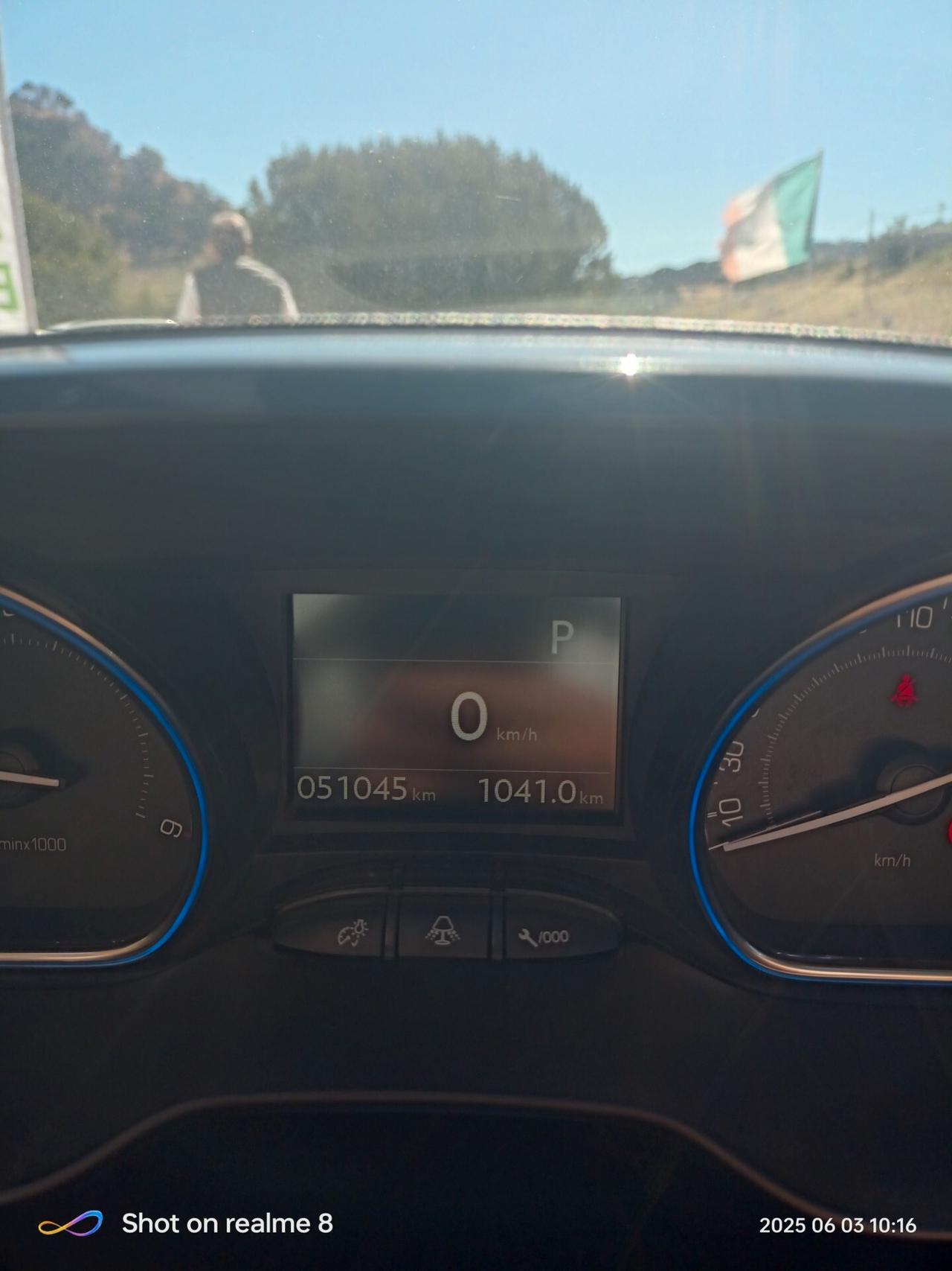 Peugeot 2008 BlueHDi 120 EAT6 S&S Allure