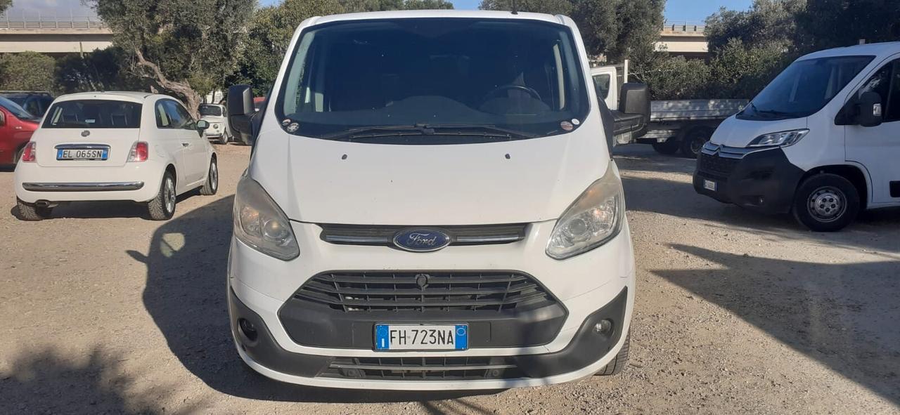 Ford transit custom 2017 - 2.0tdci 6 posti Lb automobili