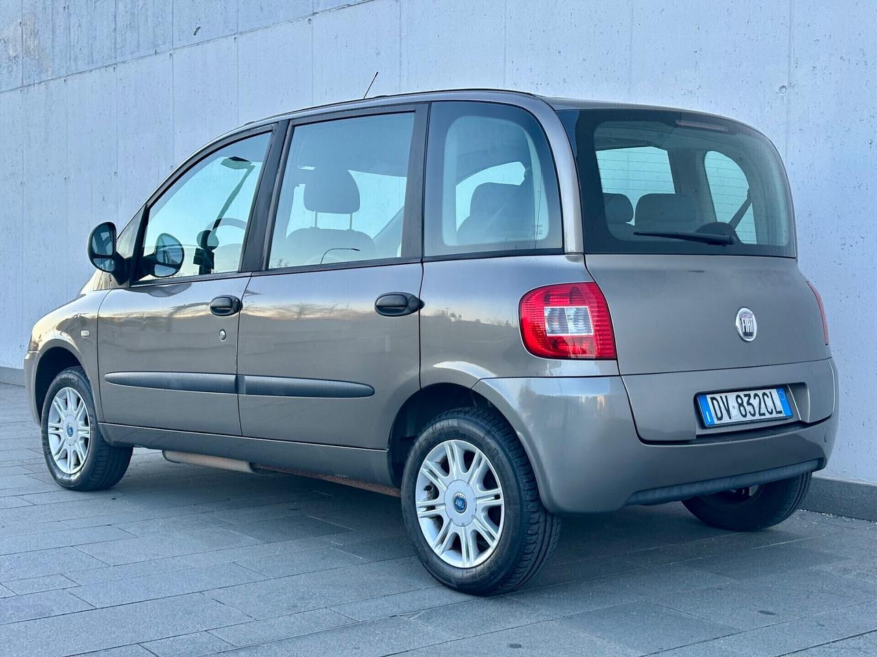 Fiat Multipla 1.6 16V Natural Power Neopatentati