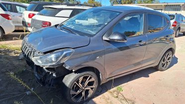 HYUNDAI I10 2023 SINISTRATA BENZINA