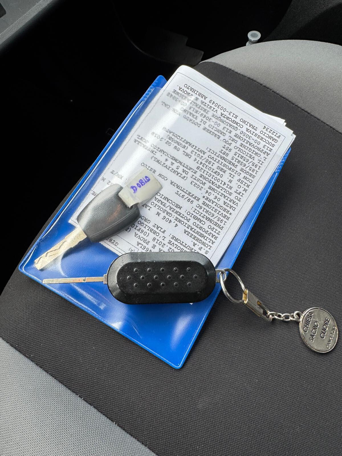 FIAT DOBLO 1.6 MJT XL PEDANA PER DISABILI