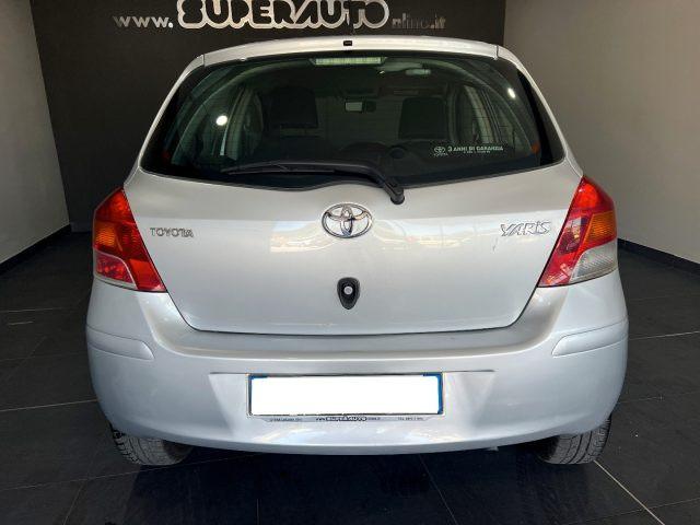 TOYOTA Yaris 1.0 5 porte unicoproprietario
