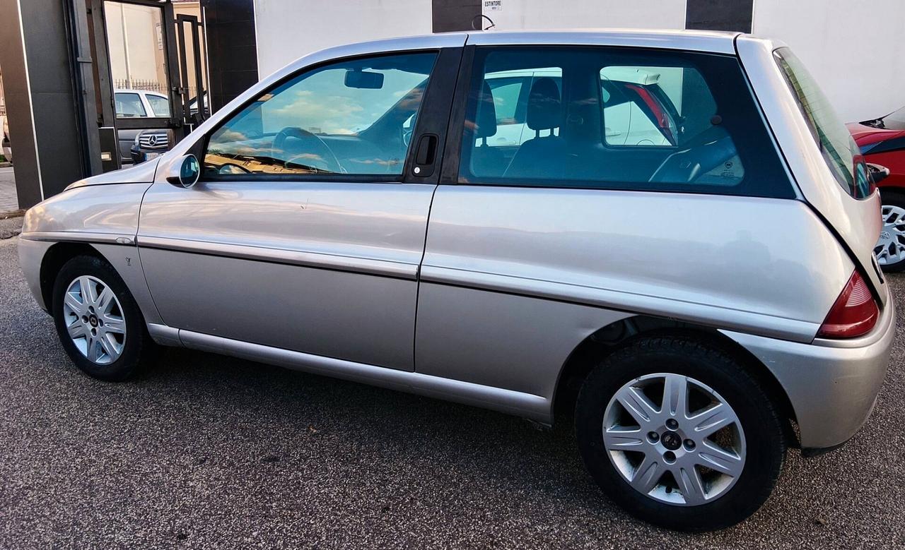 Lancia Y 1.2 PRONTA ALL'USO