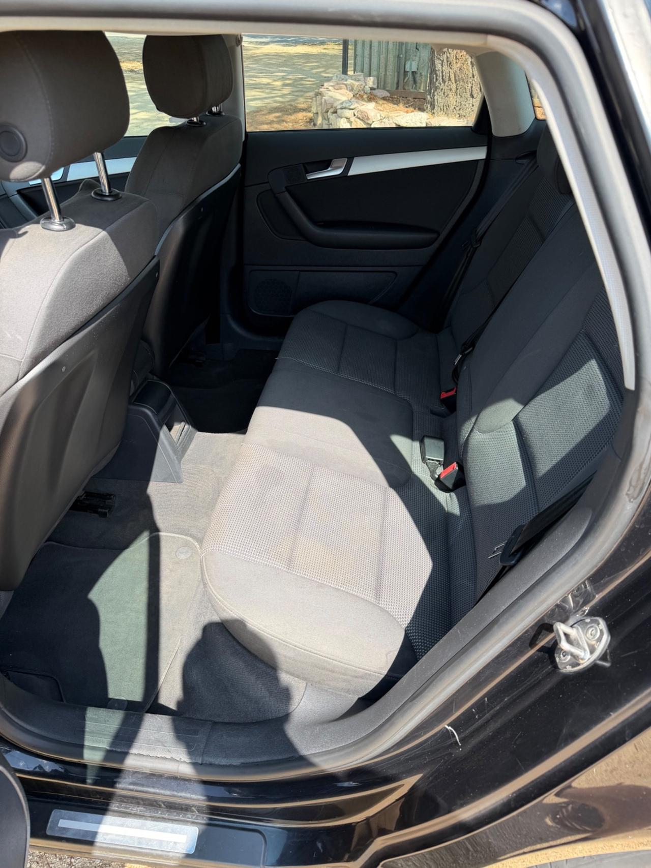 Audi A3 SPB 1.6 TDI 105 CV CR Ambition