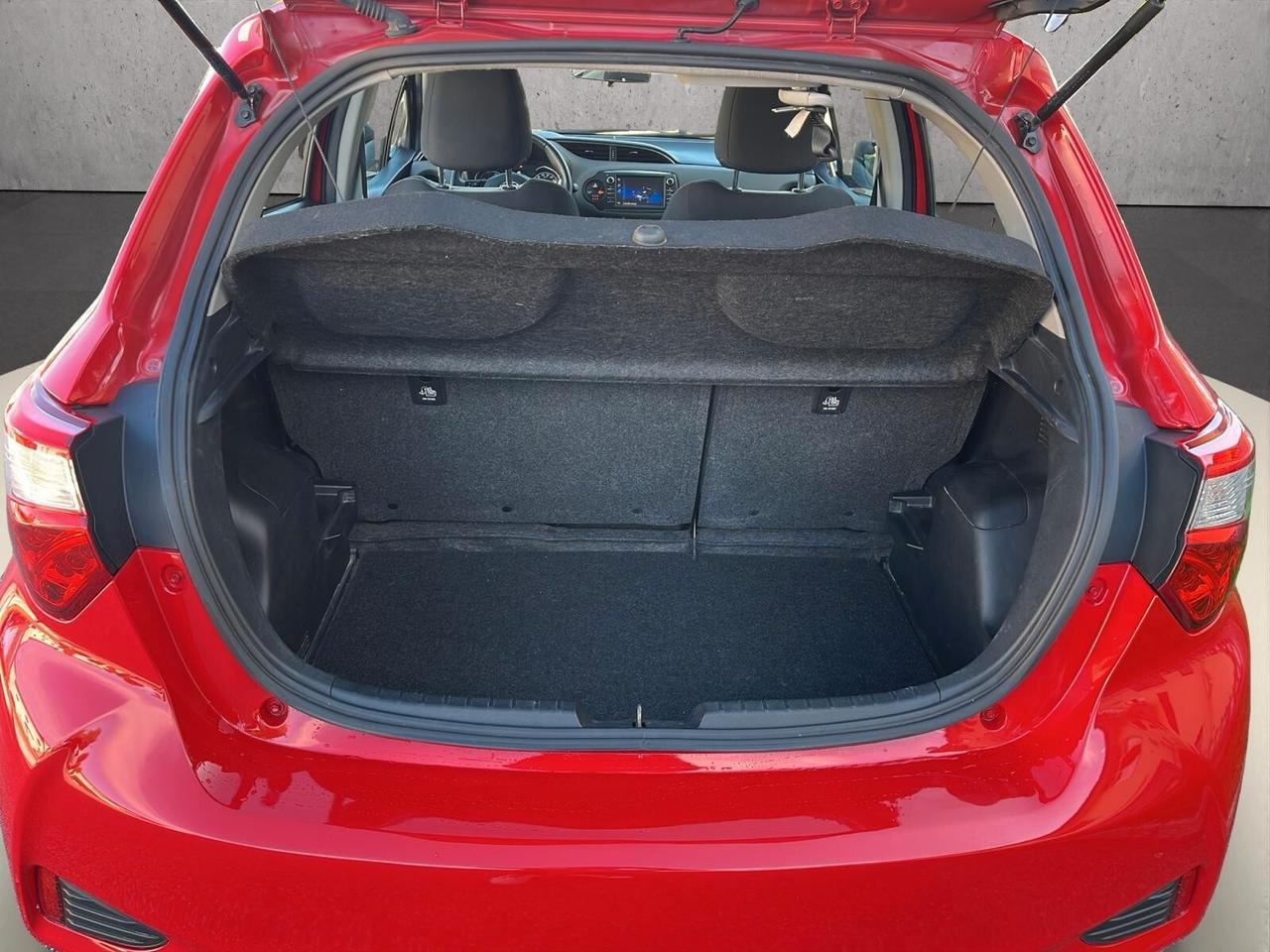 Toyota Yaris 1.5 Hybrid 5 porte Business