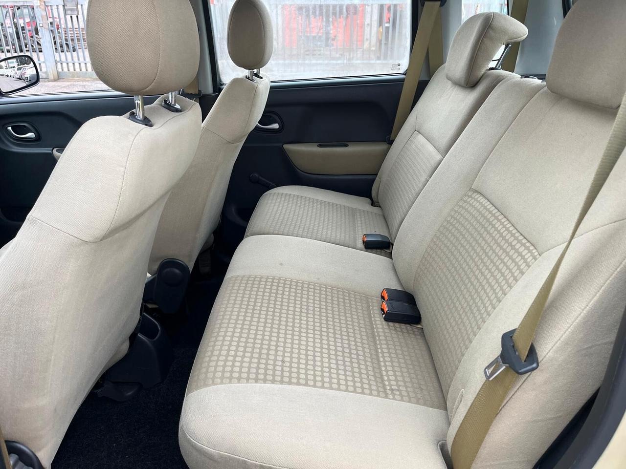 Opel Agila 1.0 12V Club