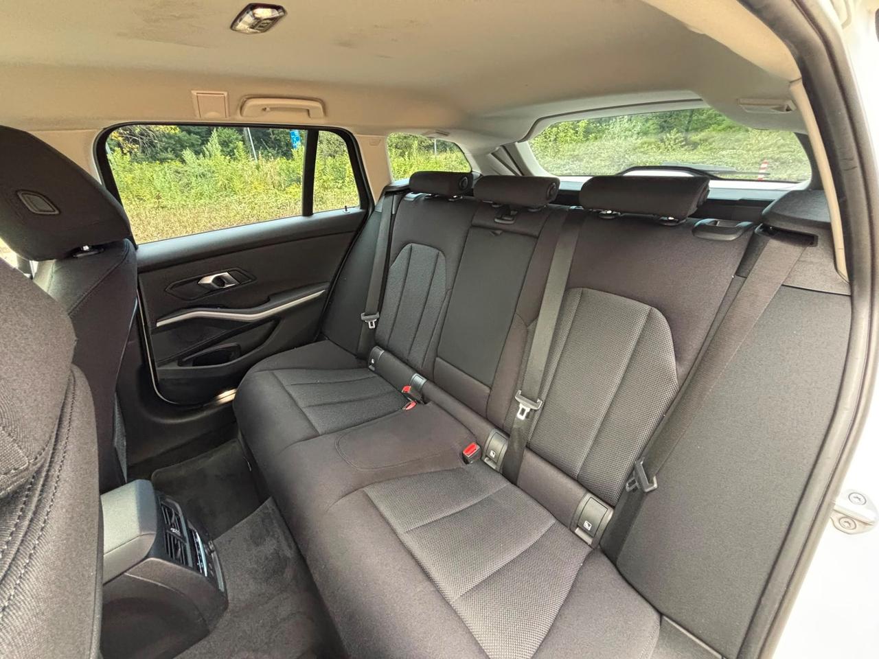 Bmw 320 320d xDrive Touring Business Advantage