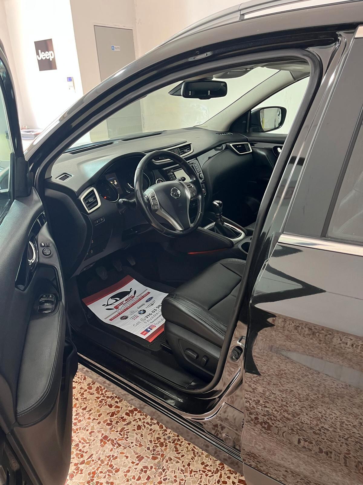 Nissan Qashqai 1.6 dCi DPF 360