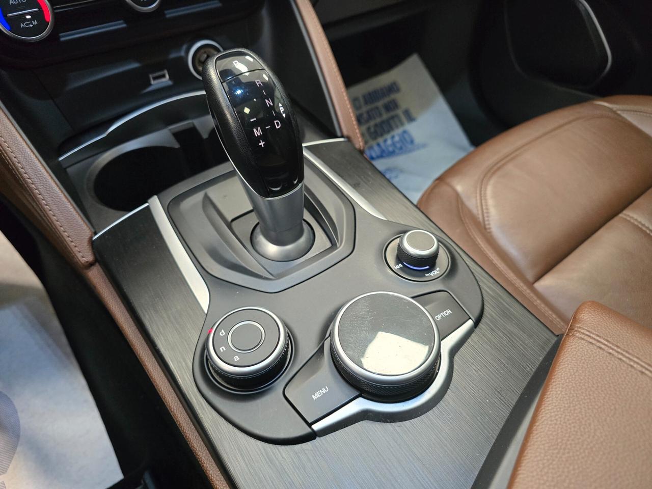 Alfa R. Stelvio 2.2 Turbodiesel 210 CV AT8 Q4 Super