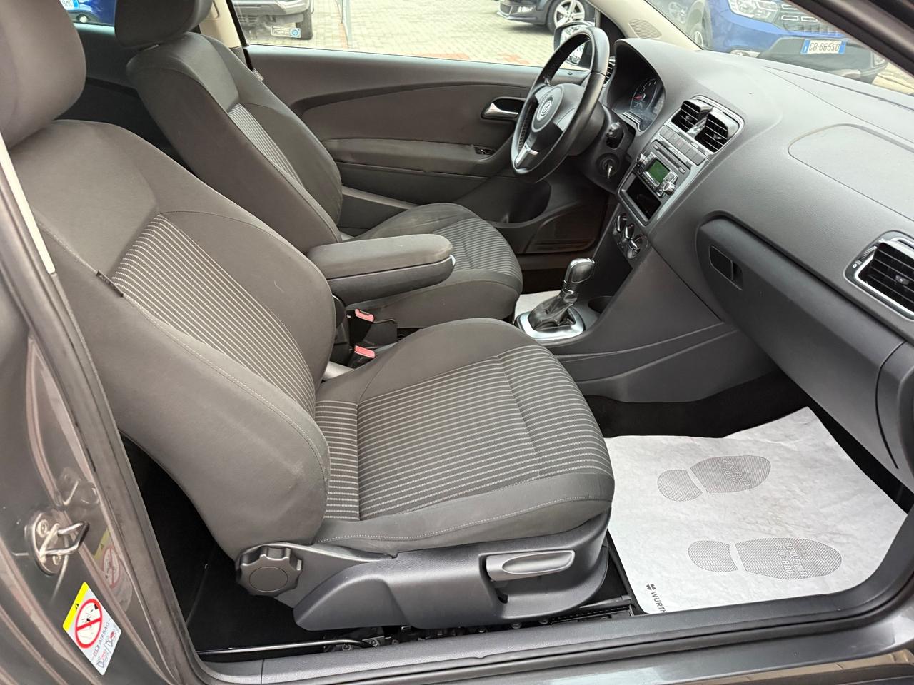 Volkswagen Polo 1.4 86CV DSG NEOPATENTATI