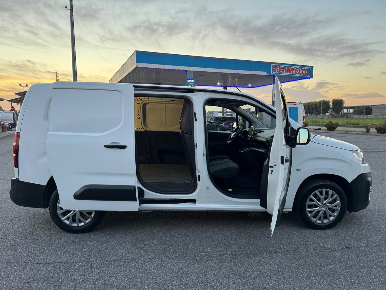 Citroen Berlingo BlueHDi 130 Stop&Start EAT8 Combi M Feel