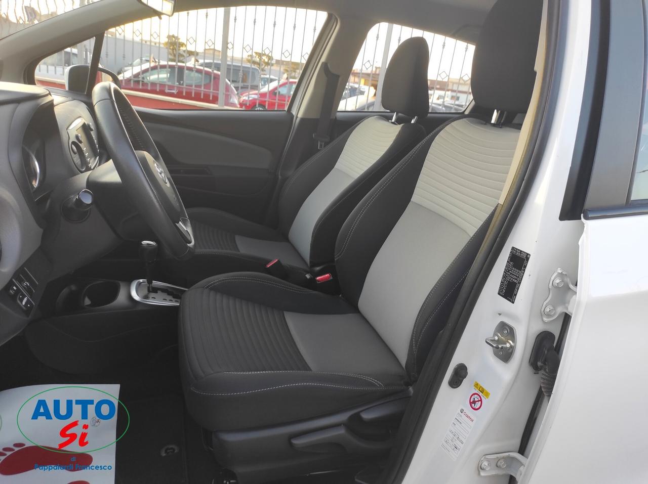 Toyota Yaris 1.5 Ibrida - 73cv CAMBIO AUTOMATICO
