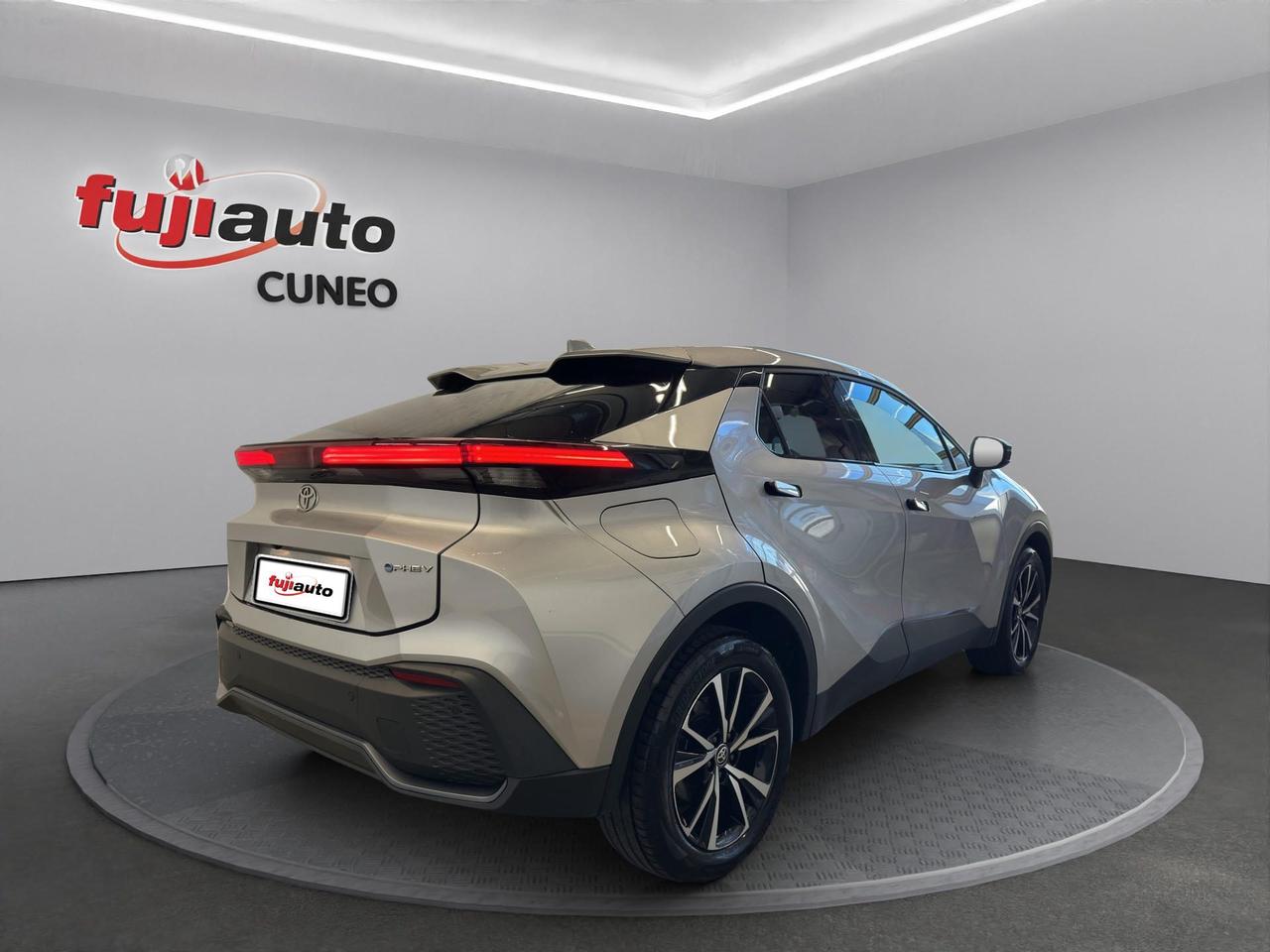 Toyota C-HR 2.0 phev Trend eco fwd e-cvt