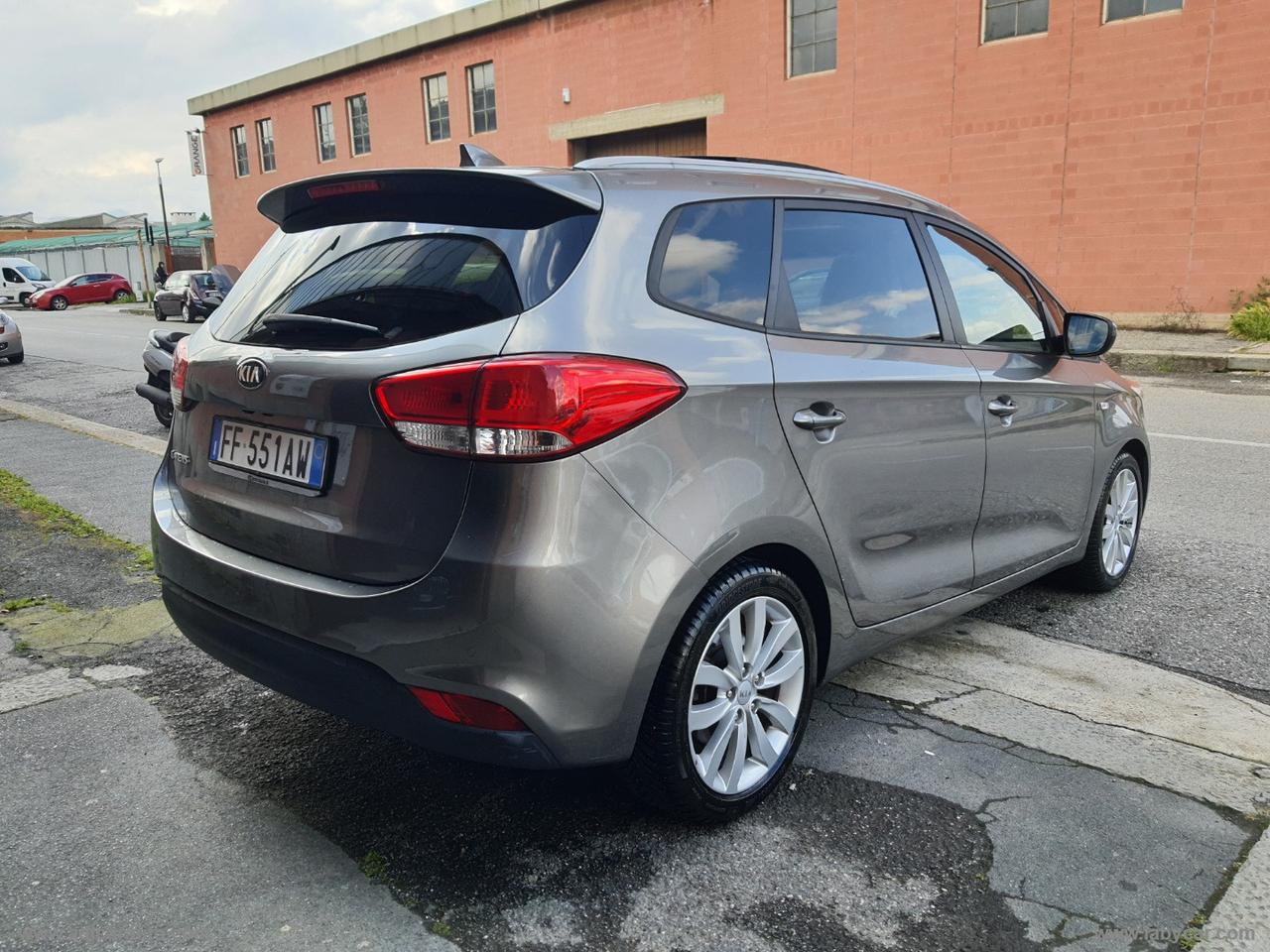 KIA Carens 1.6 GDI Class