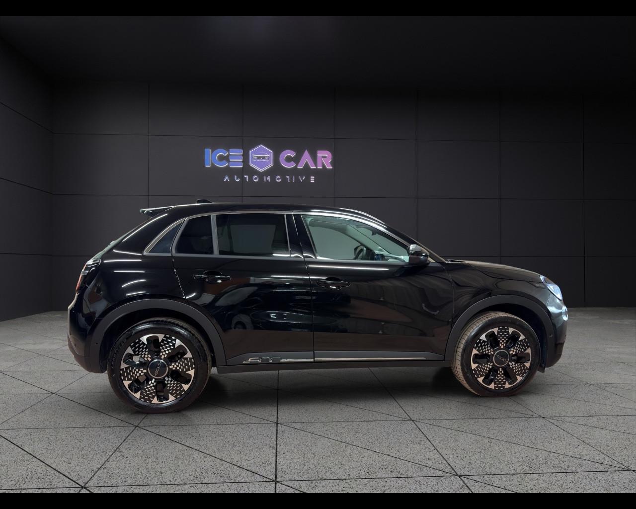 FIAT 600 Hybrid 110 CV DCT MHEV La Prima