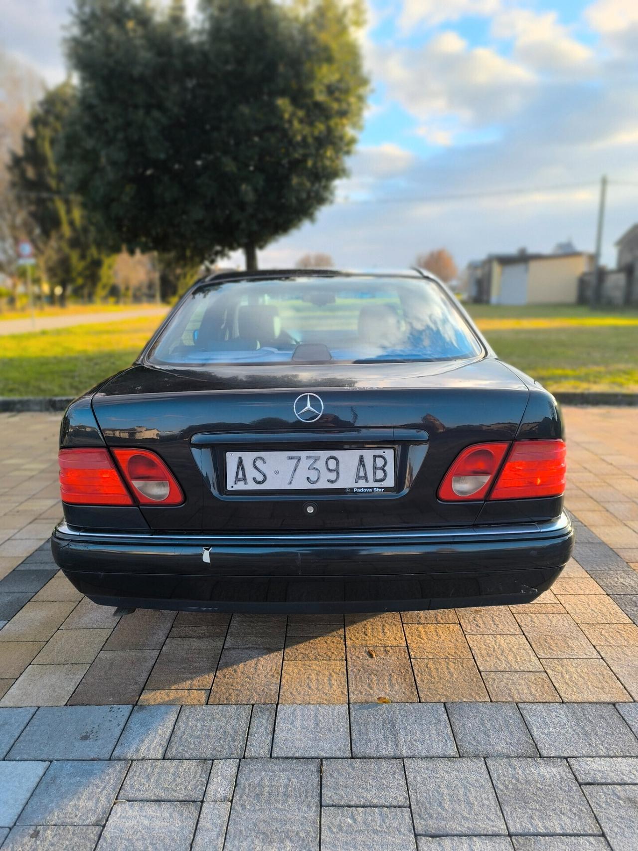 Mercedes-benz E 200 cat Avantgarde