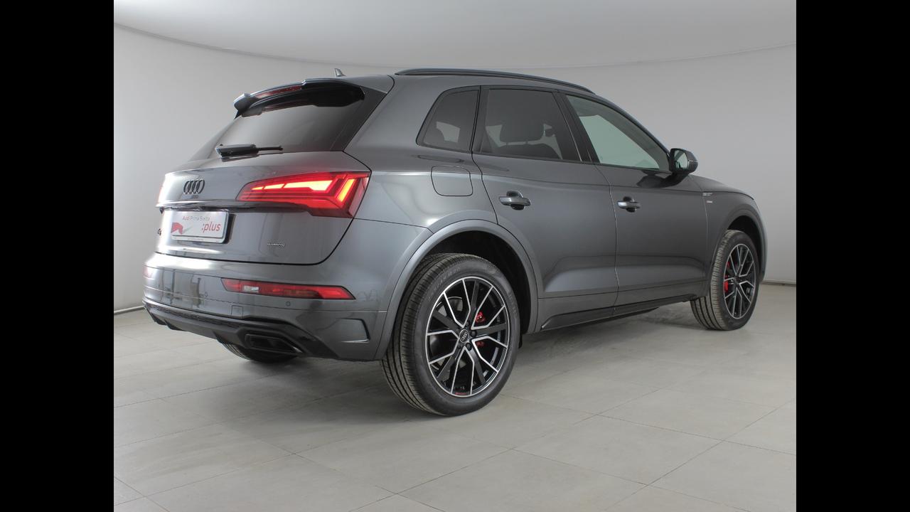 Audi Audi Q5 S line plus 40 TDI quattro 150(204) kW(CV) S tronic