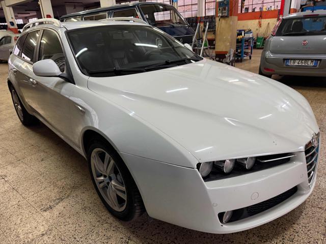 ALFA ROMEO 159 1.9 JTDm 16V Sportwagon TI come nuova