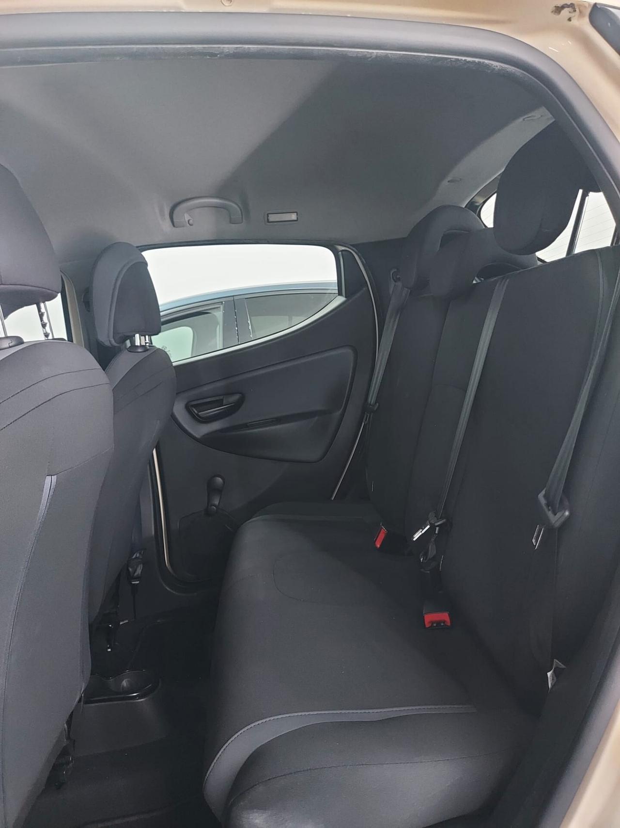 Lancia Ypsilon 1.2 69 CV 5 porte GPL Ecochic Silver