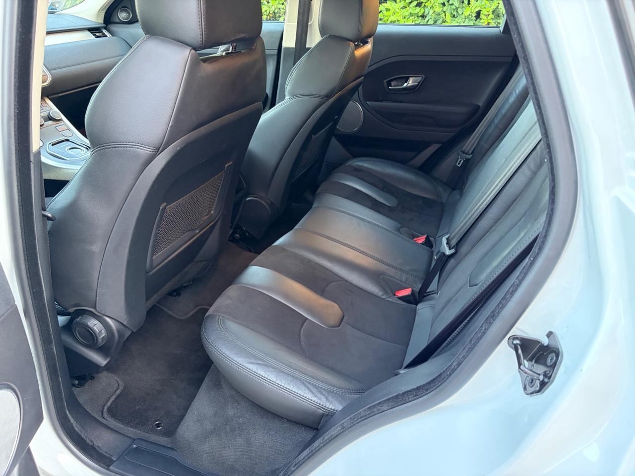 Land Rover Range Evoque 2.0 Si4 5p. Prestige