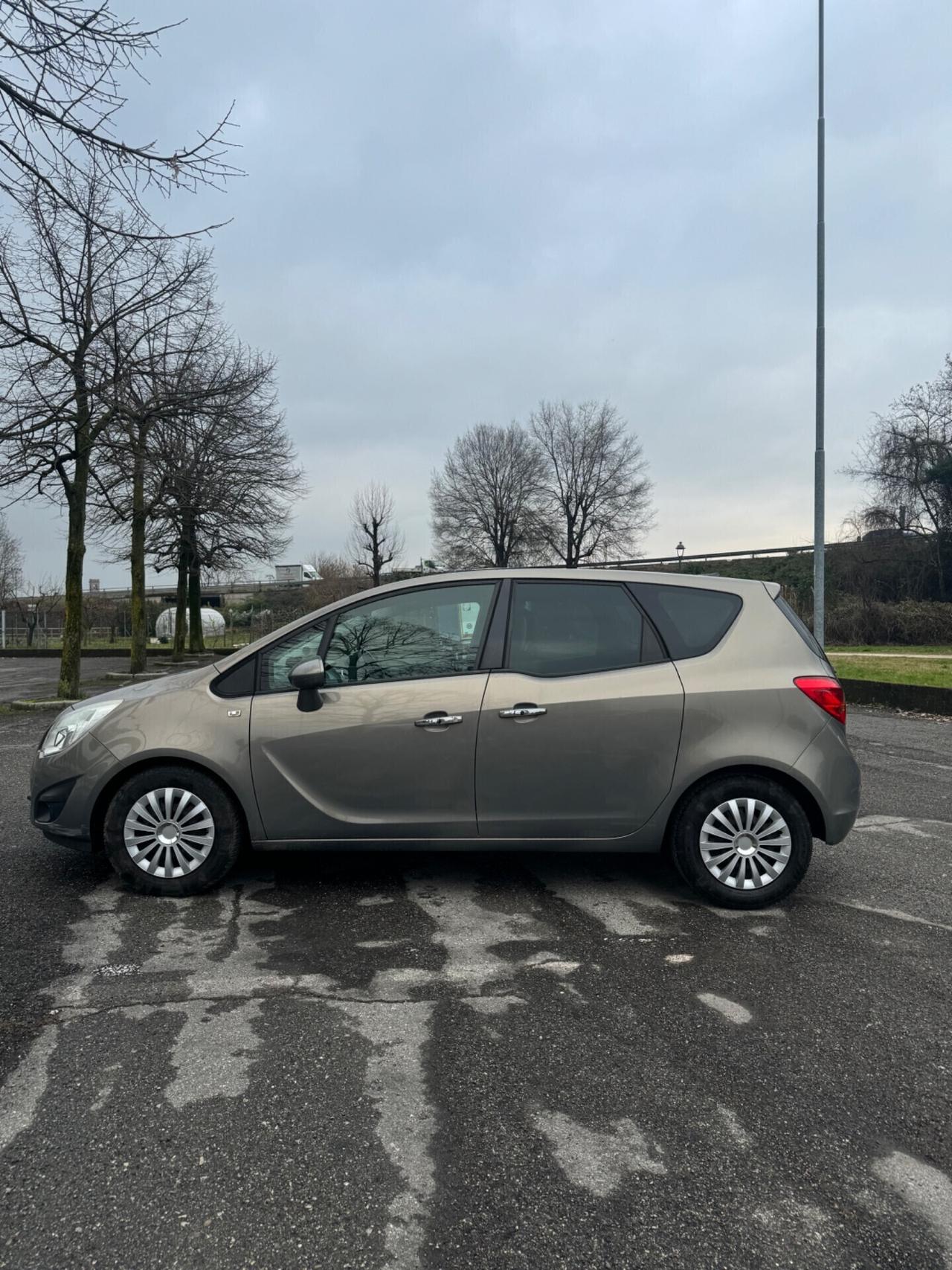 Opel Meriva 1.4 turbo cosmo