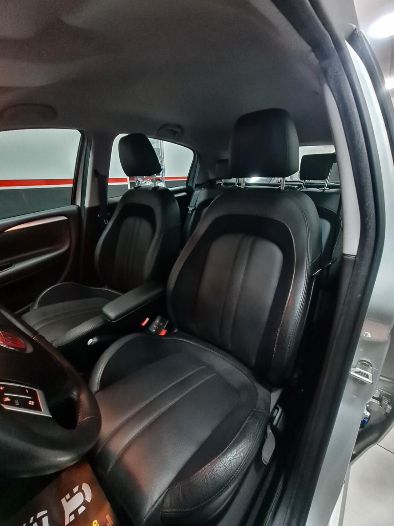 Fiat Punto Evo 1.6 Mjt DPF*Navigat.*Pelle*Cruise*PDC