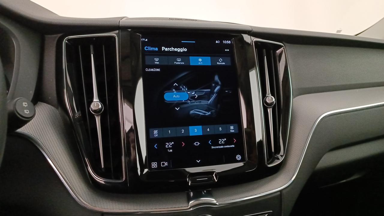 VOLVO XC60 2.0 b4 Plus Bright auto