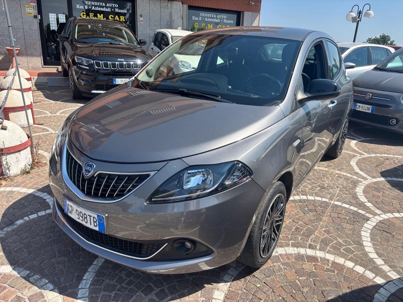 Lancia Ypsilon 1.0 FireFly 5 porte S&S Hybrid Gold Plus