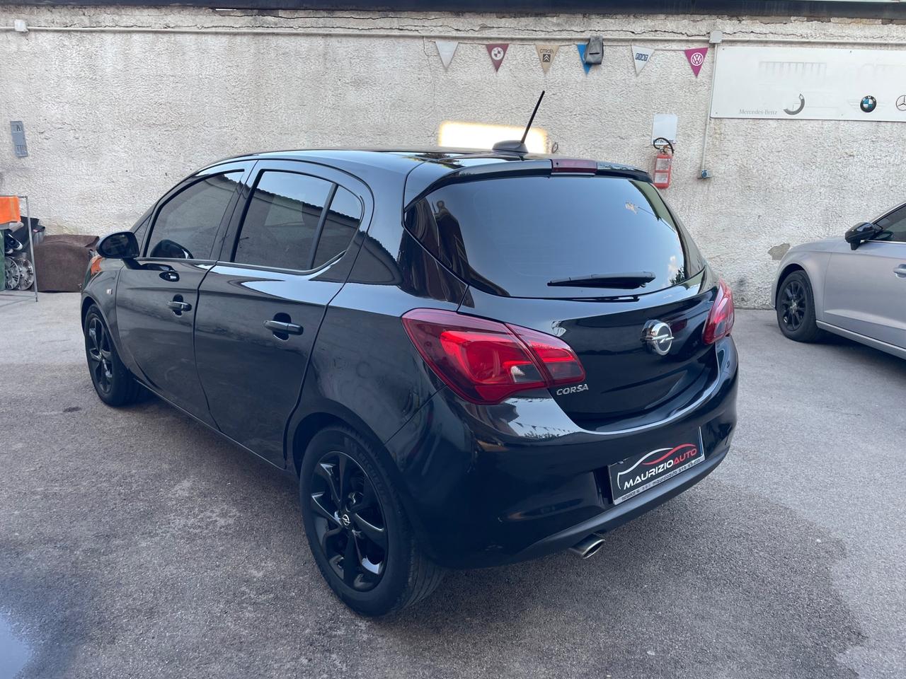 Opel Corsa 1.2 5 porte sport Full optional dal nord Italia