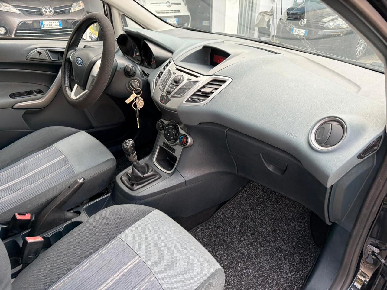 Ford Fiesta 1.2 82 CV 5 porte Titanium*NEOPATENTATI*CLIMA