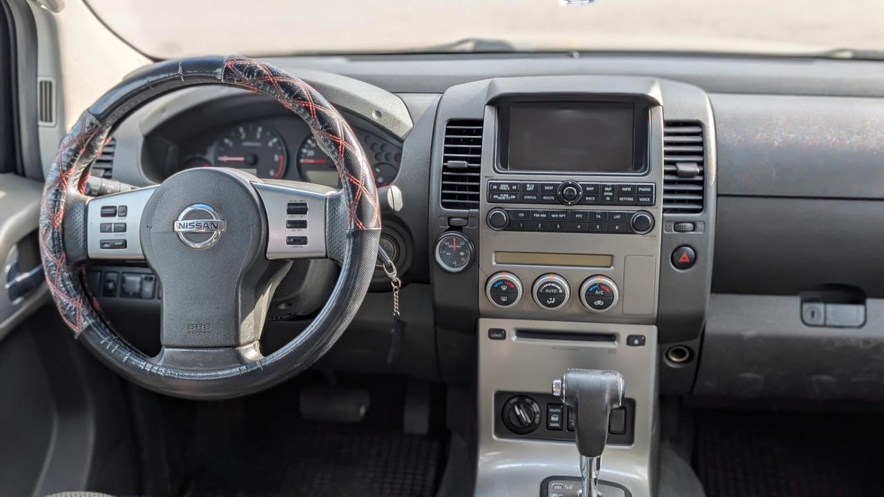 Nissan Navara 2.5 dCi 4 porte Double Cab LE