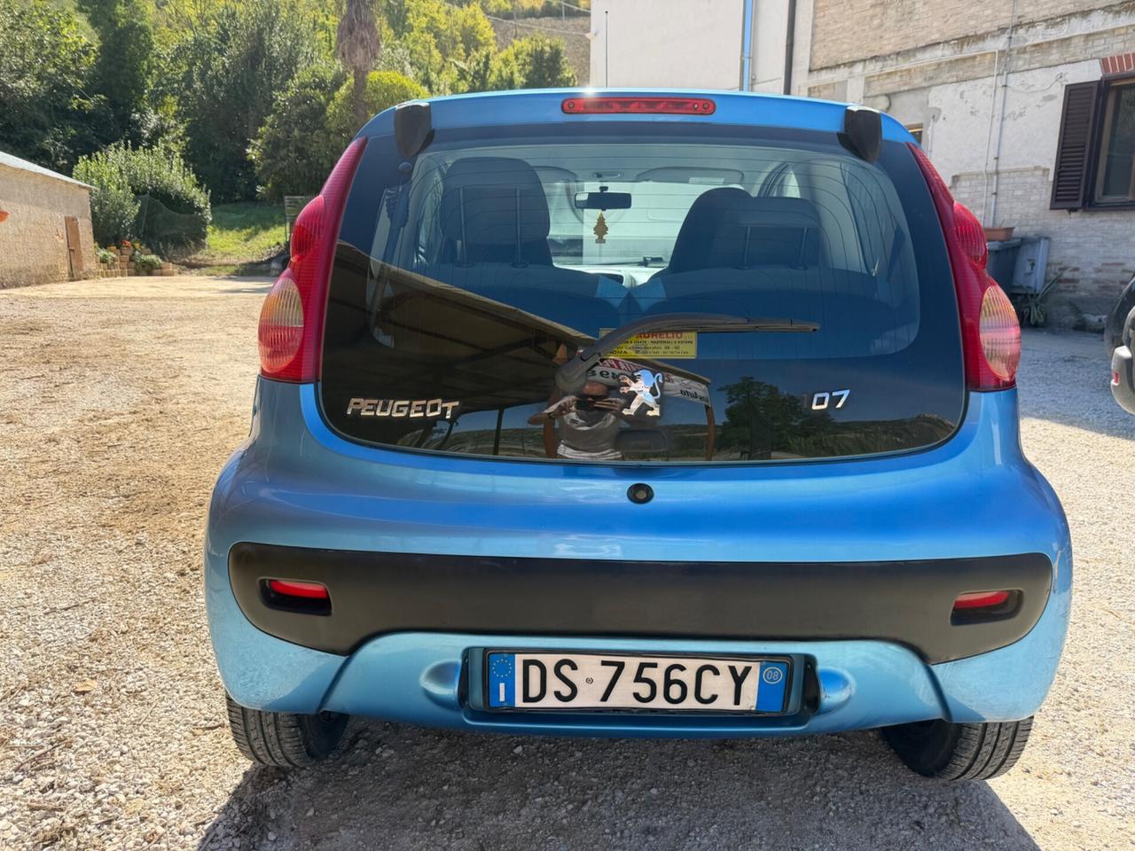 Peugeot 107 1.0 68CV 3p. Sweet Years