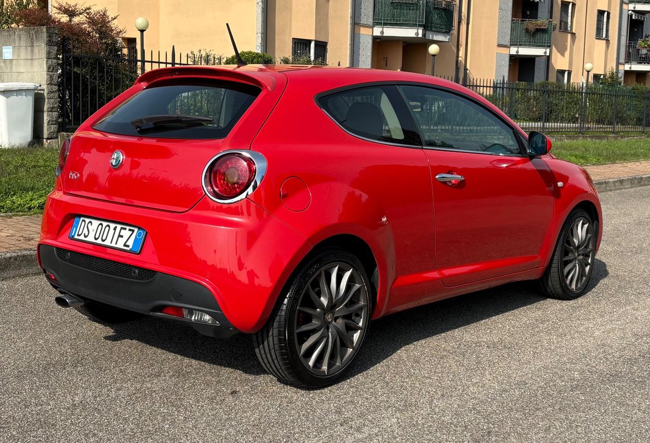 Alfa Romeo MiTo 1.6 JTDm 16V Distinctive Sport Pack