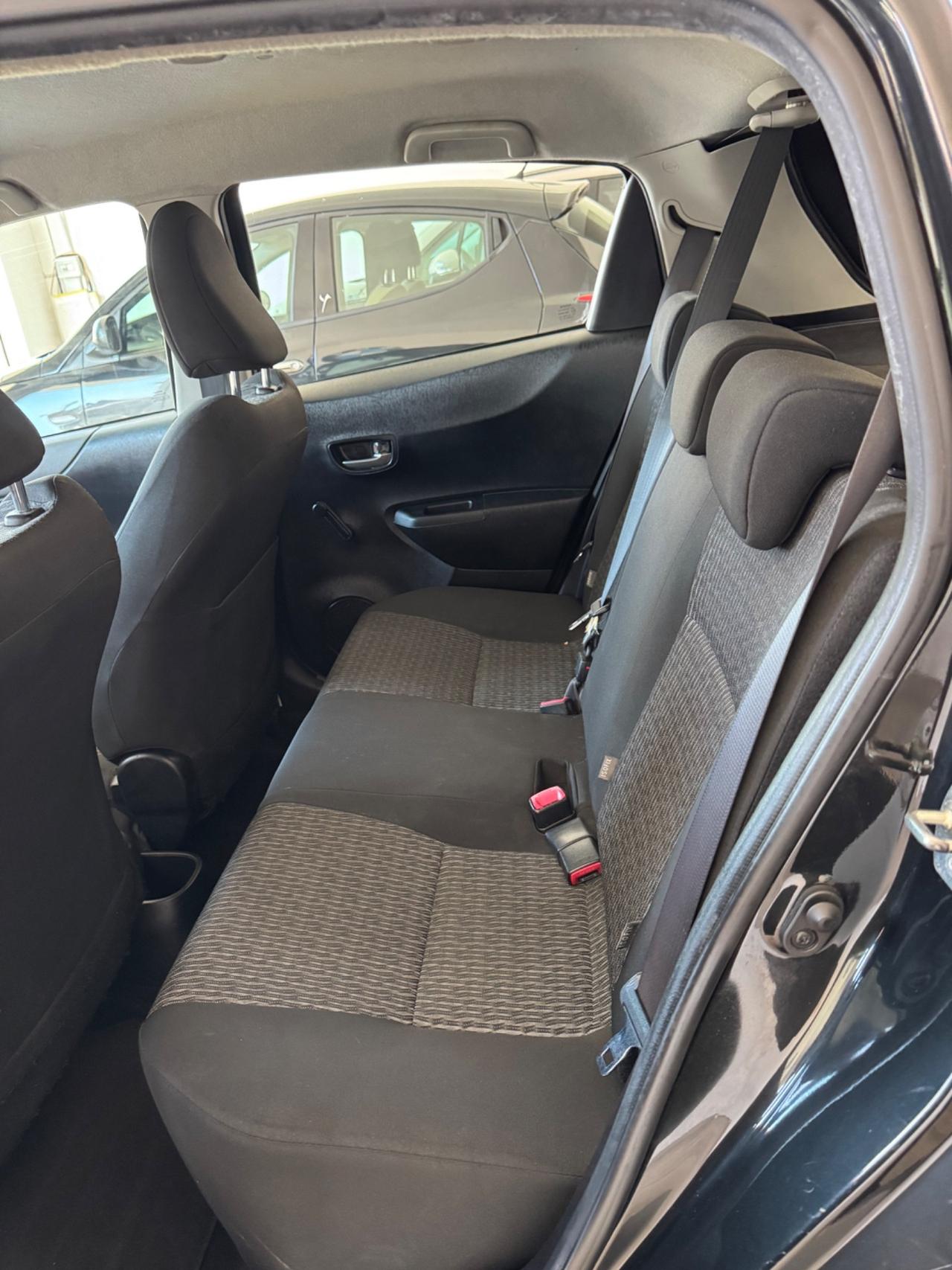 Toyota Yaris 1.4 D-4D 5 porte Lounge
