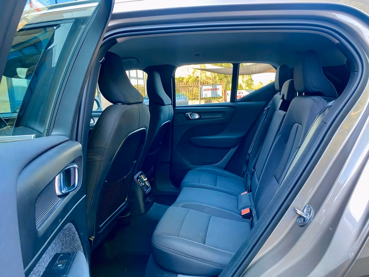 Volvo XC40 t4 phev RECHARGE -LED -NAVI- GARANZIA