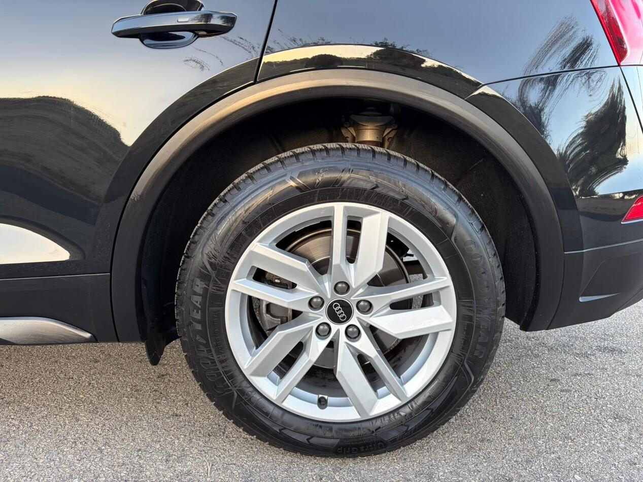 Audi Q5 35 2.0 tdi mhev 12V Business Avdanced s-tronic