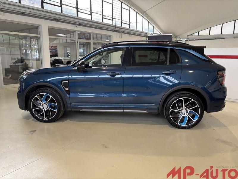 Lynk & Co 01 01 PHEV