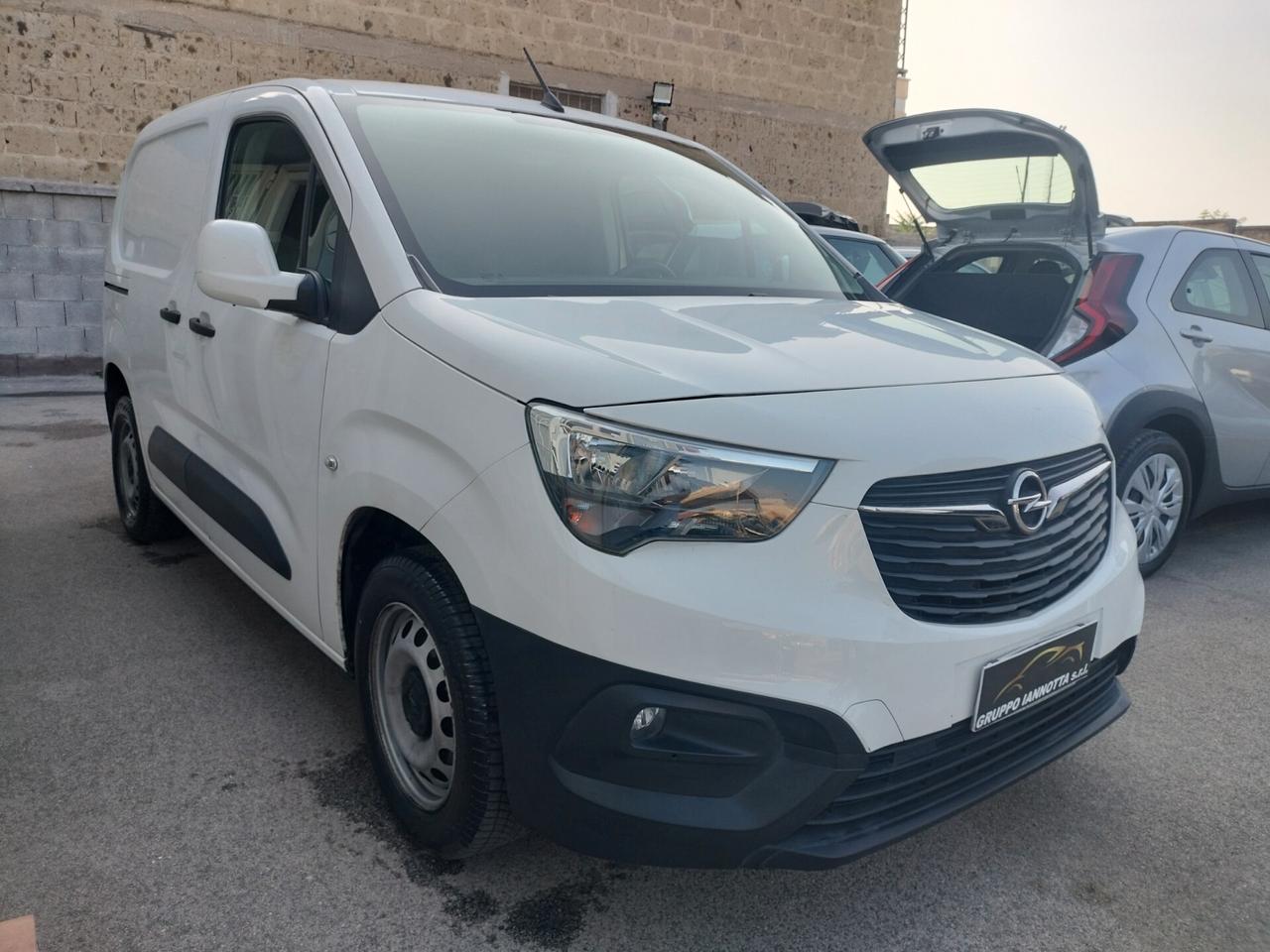Opel Combo 3 POSTI AUTOCARRO 1.5 HDI 102 C.V.