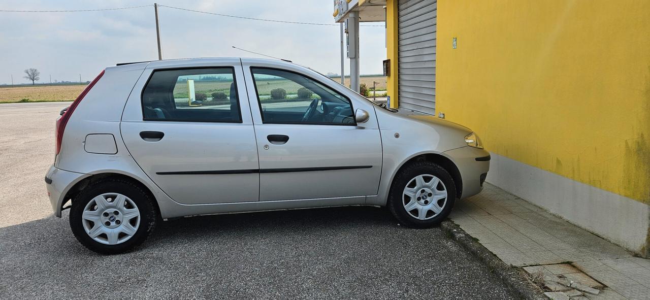 Fiat Punto 1.2i cat 5 porte EL