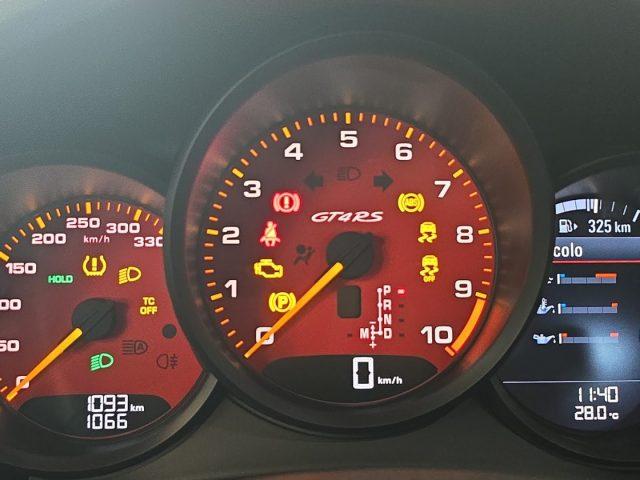PORSCHE 718 Cayman 4.0 GT4 RS Weissach