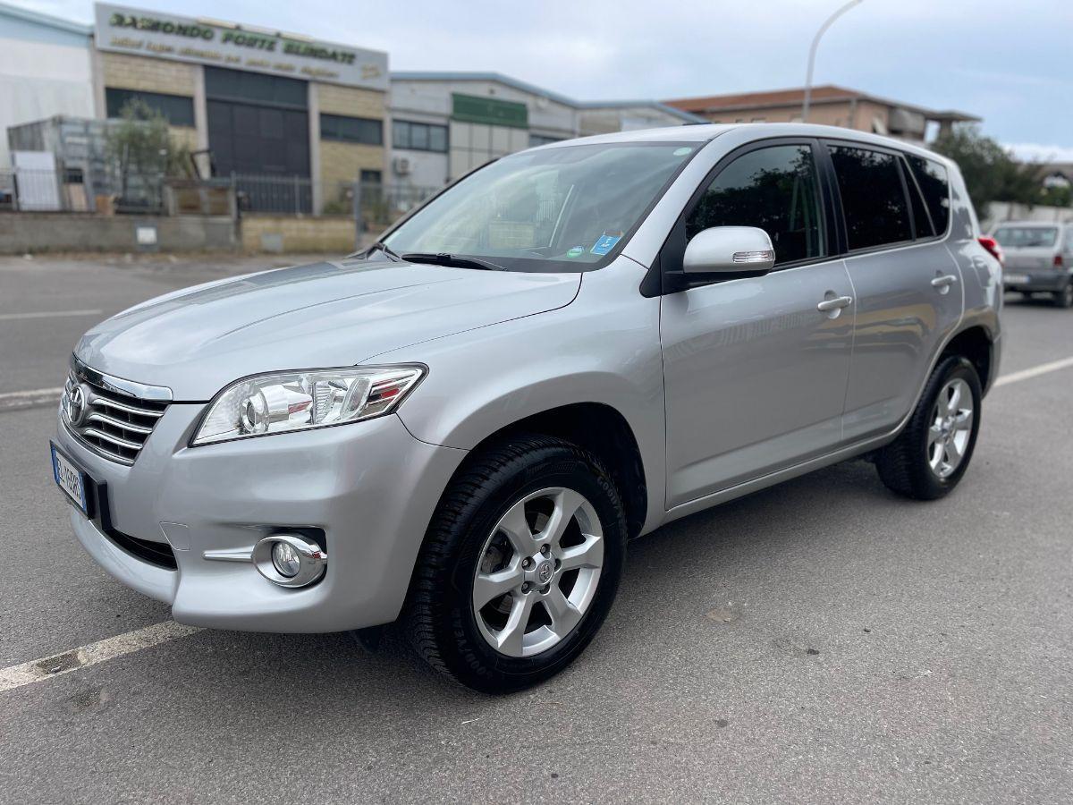 TOYOTA - RAV4 - Crossover 2.2 D-4D 150CV DPF Excl.
