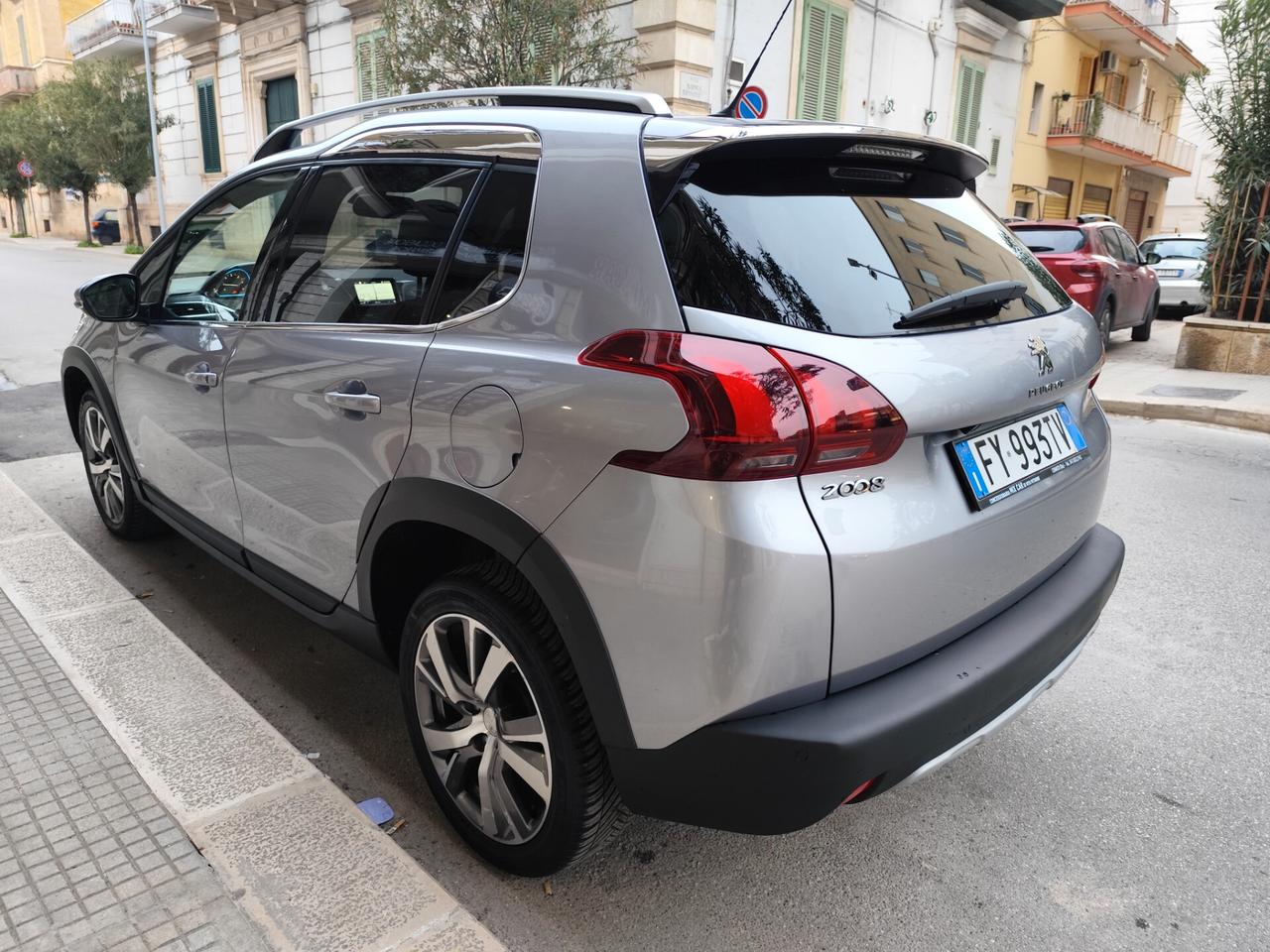 Peugeot 2008 BlueHDi 100CV Allure NAVI