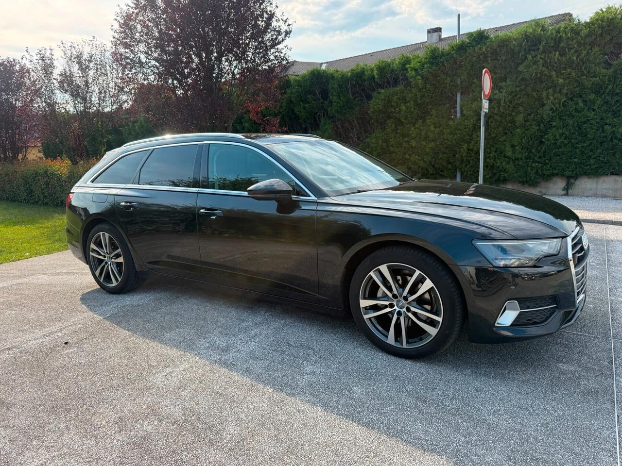 Audi A6 Avant 40 2.0 TDI S tronic Business