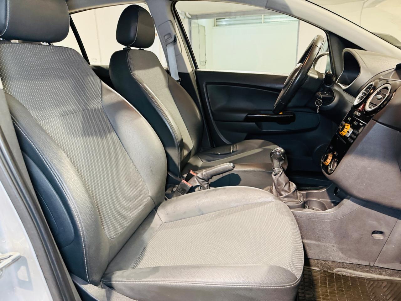 Opel CORSA 1.3 90CV 5P*-TECH Edition