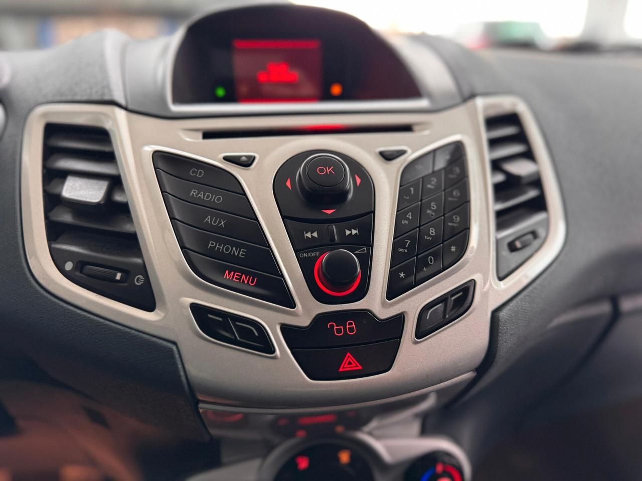 Ford Fiesta 1.4 TDCi 68CV 5 porte Titanium